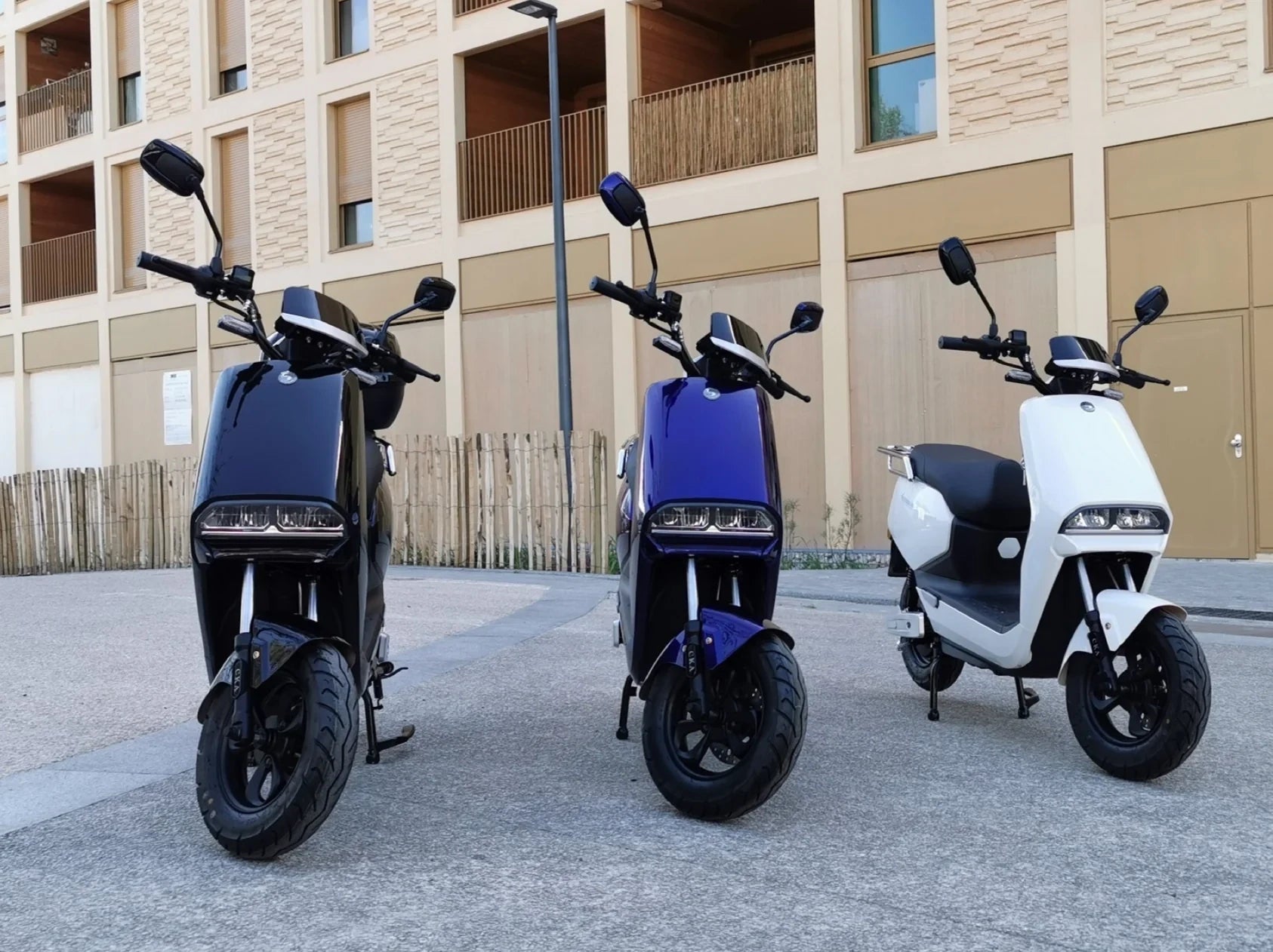 Scooter électrique EUROCKA Zion Bleu 2000W - Motos Scooter électrique EUROCKA Zion Bleu 2000W - Motos
